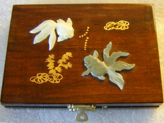 1990 goldfish box.jpg